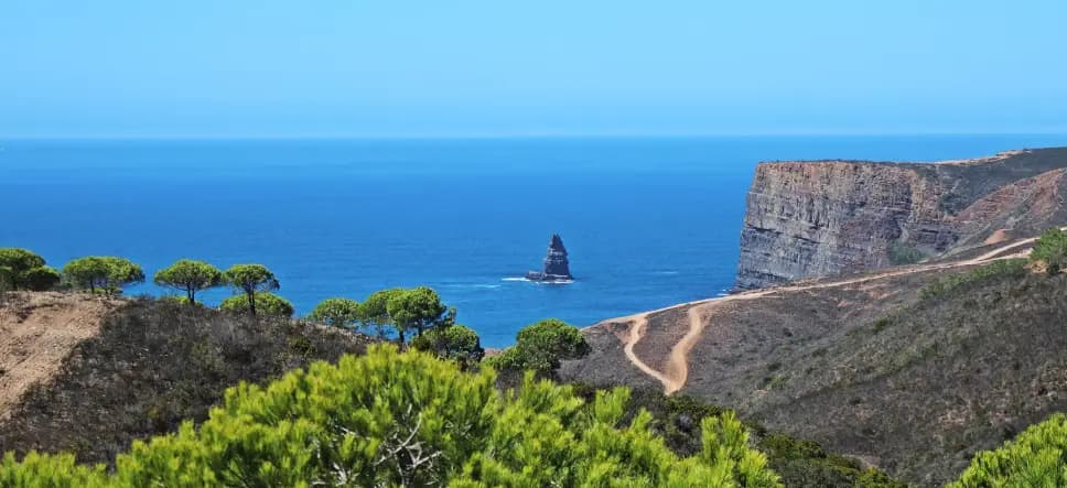 Read their <a href="https://monkeystale.ca/2025/01/21/hiking-the-fishermens-trail-the-northern-section/" target="_blank">full article series</a>