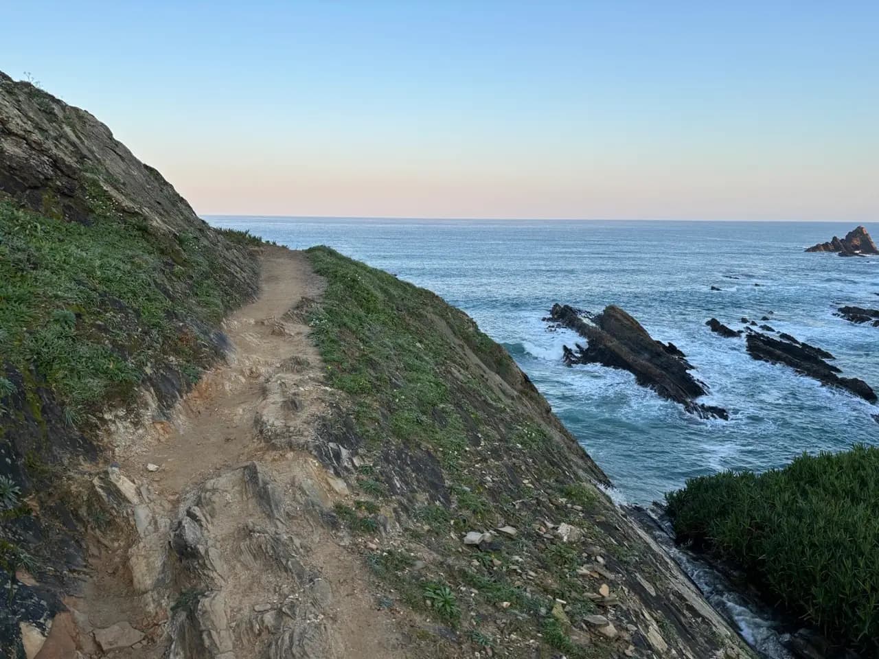 Trail staying close to the coast before Odeceixe
