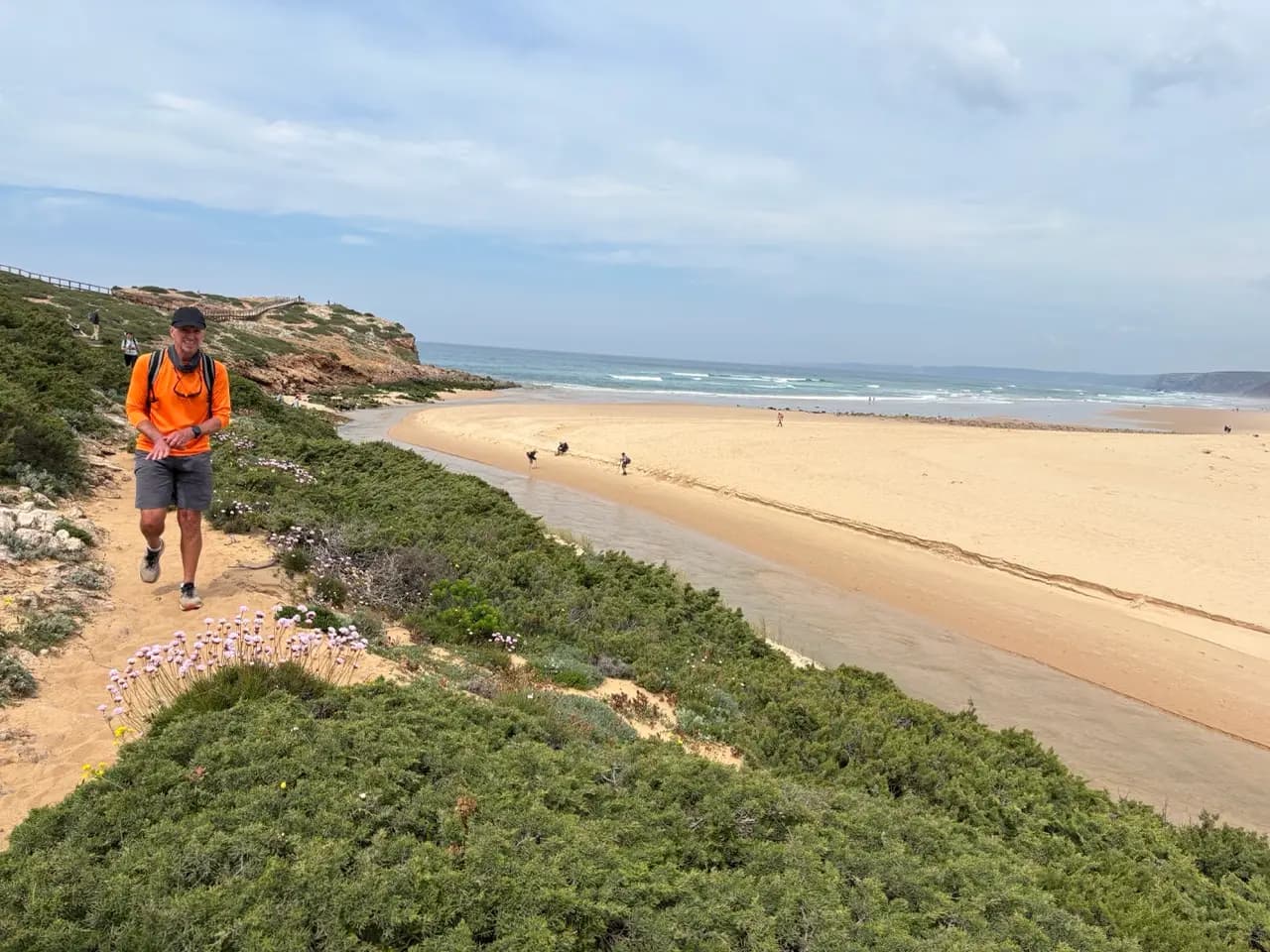 Getting into Carrapateira for a meal before pushing on