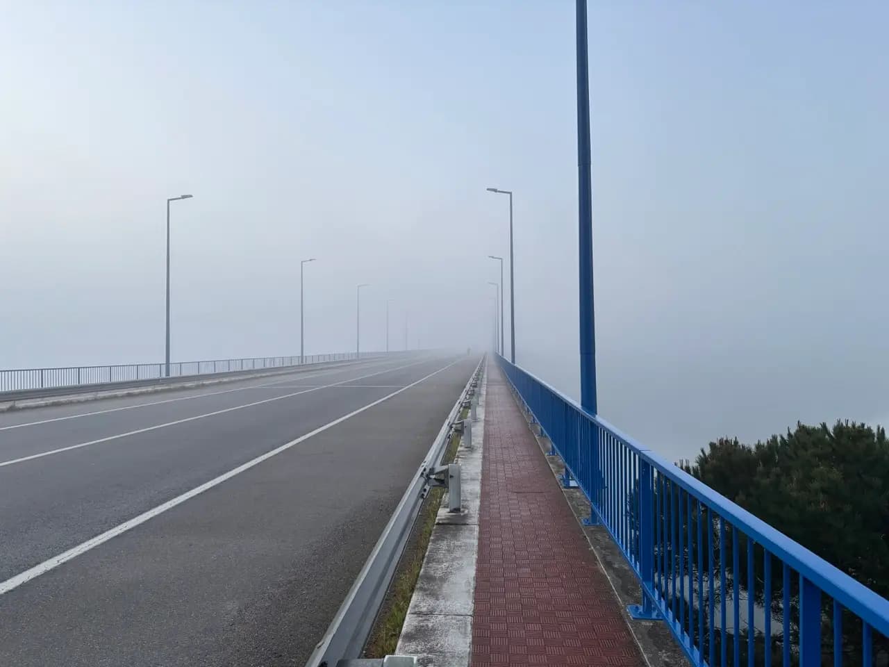 Leaving Vila Nova de Milfontes on stage 3